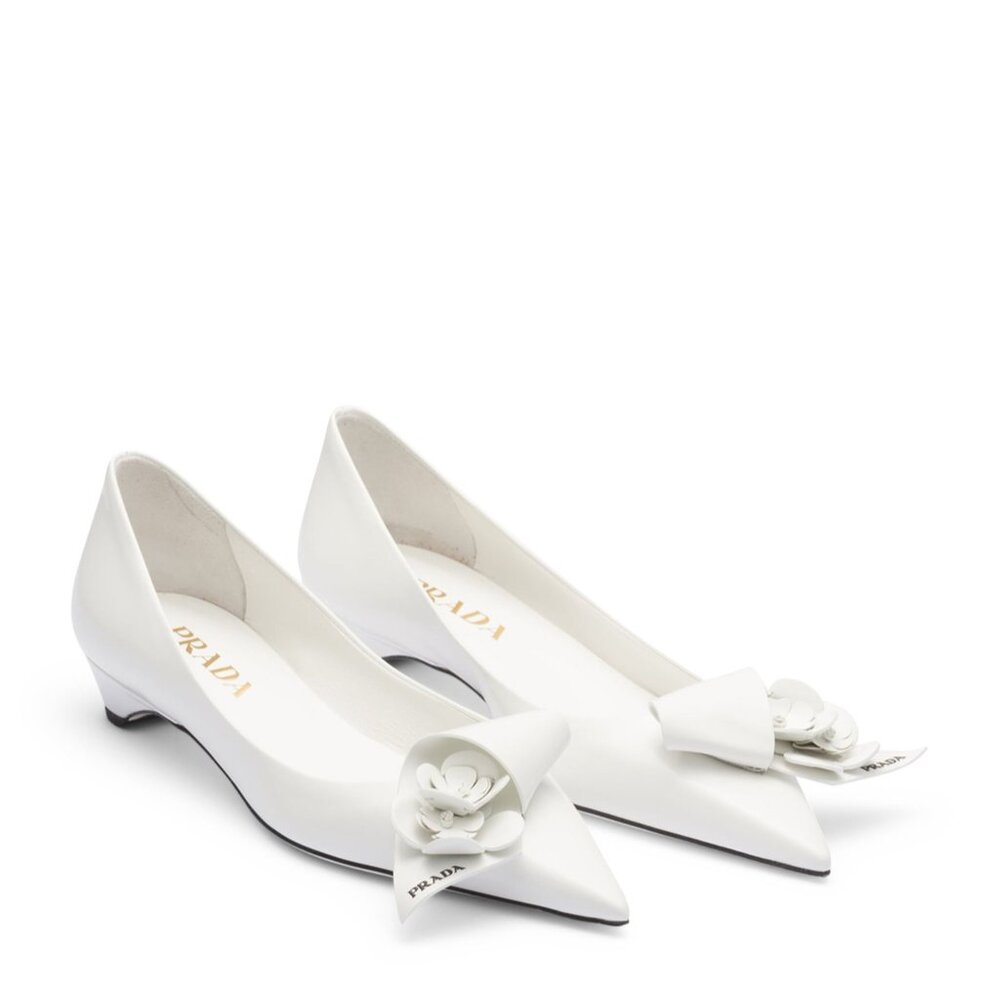 BRAND NEW: Prada Brushed Leather Floral Pumps 25